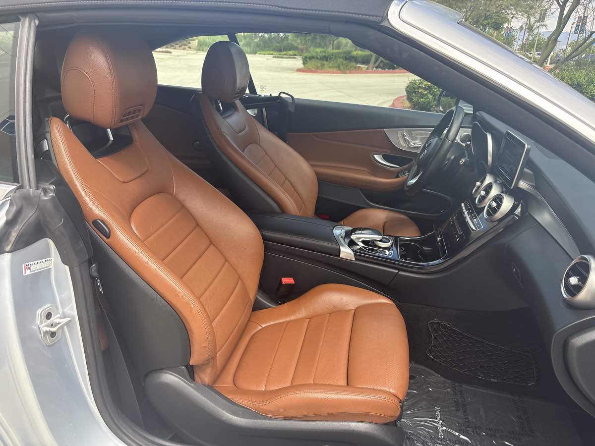2017 Mercedes Benz C 300 Cabriolet photo 17