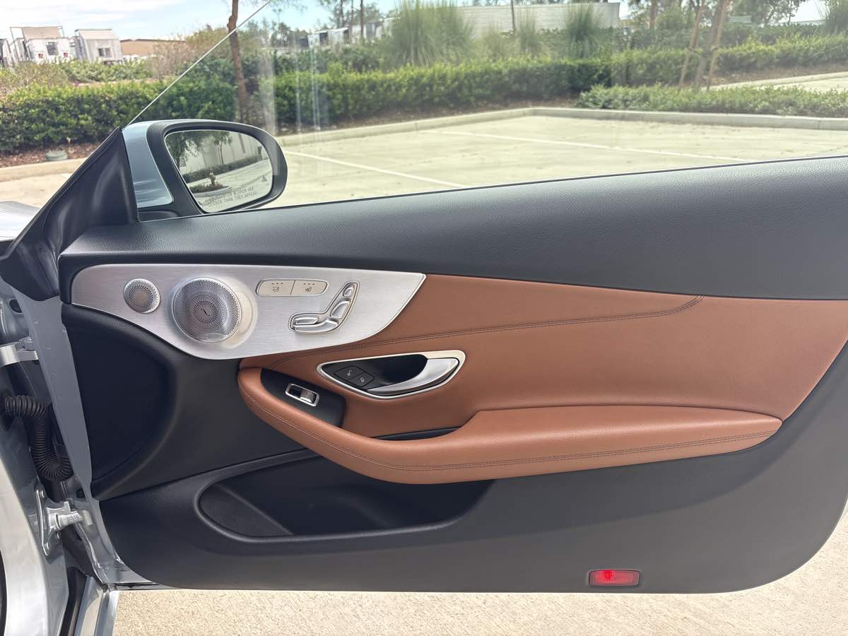 2017 Mercedes Benz C 300 Cabriolet photo 19
