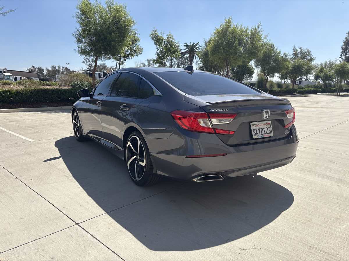 2019 Honda Accord Sport 1.5T photo 3
