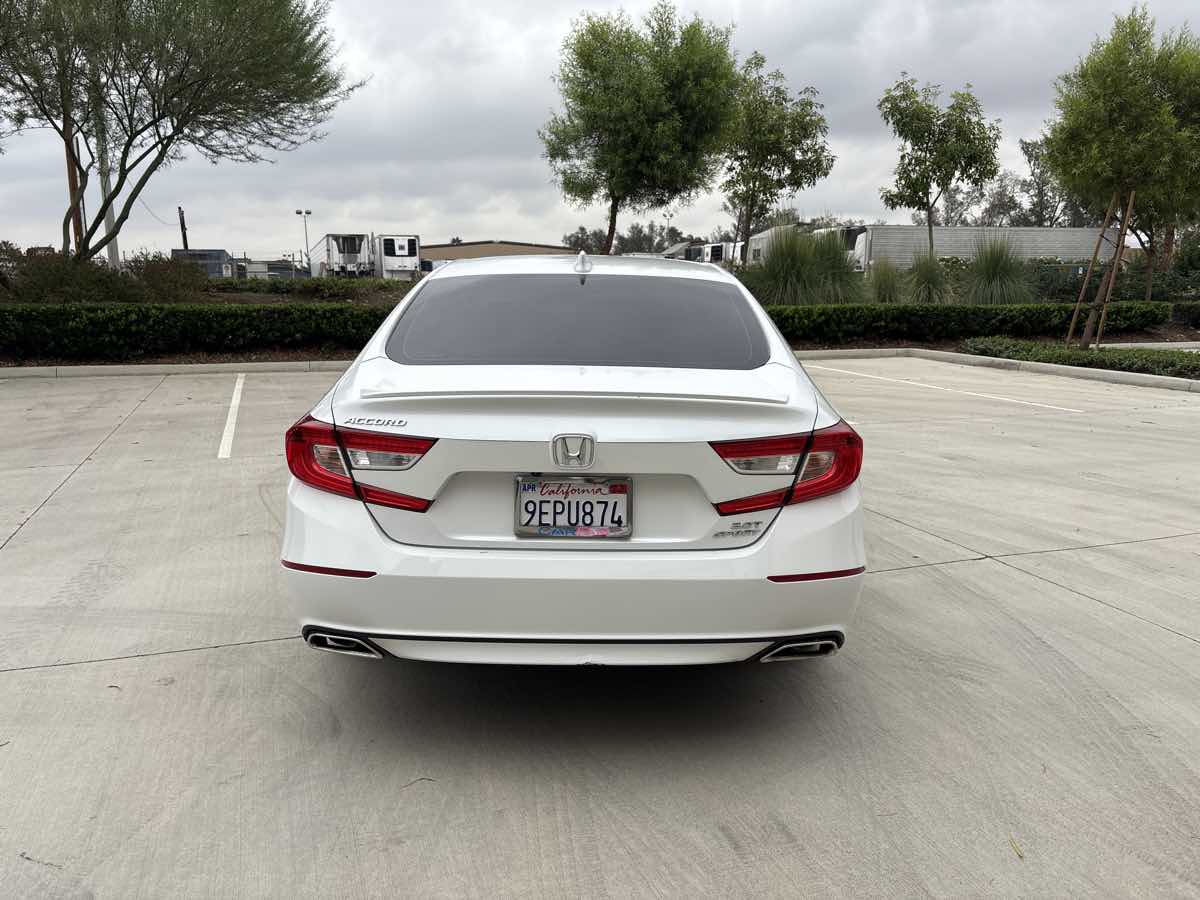 2020 Honda Accord Sport photo 4
