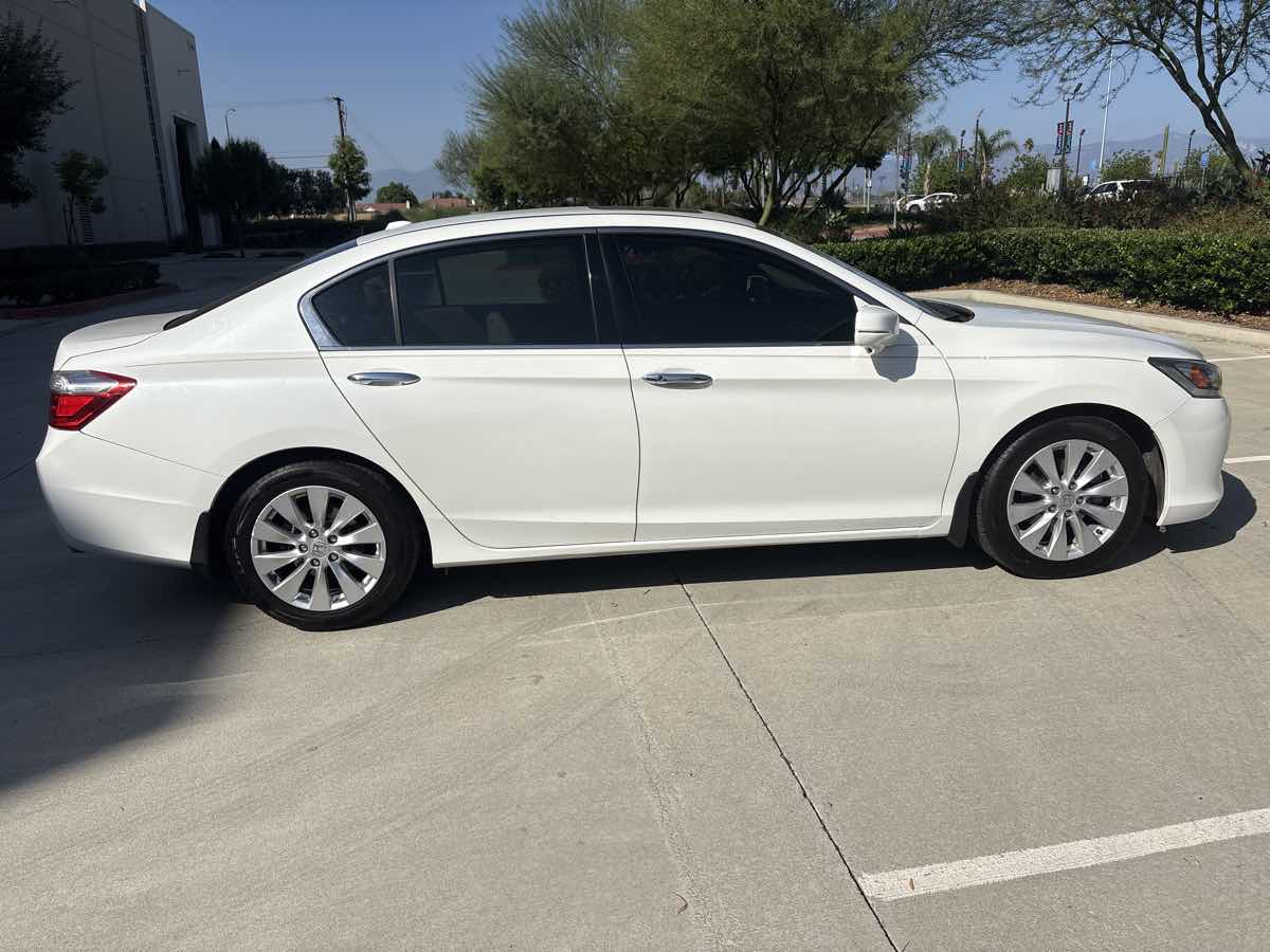 2014 Honda Accord Touring photo 6