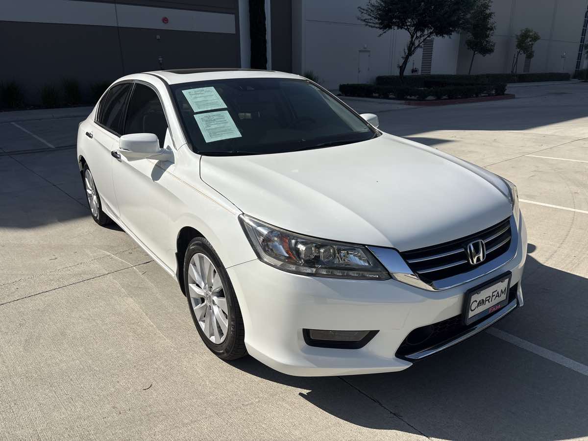 2014 Honda Accord Touring photo 7