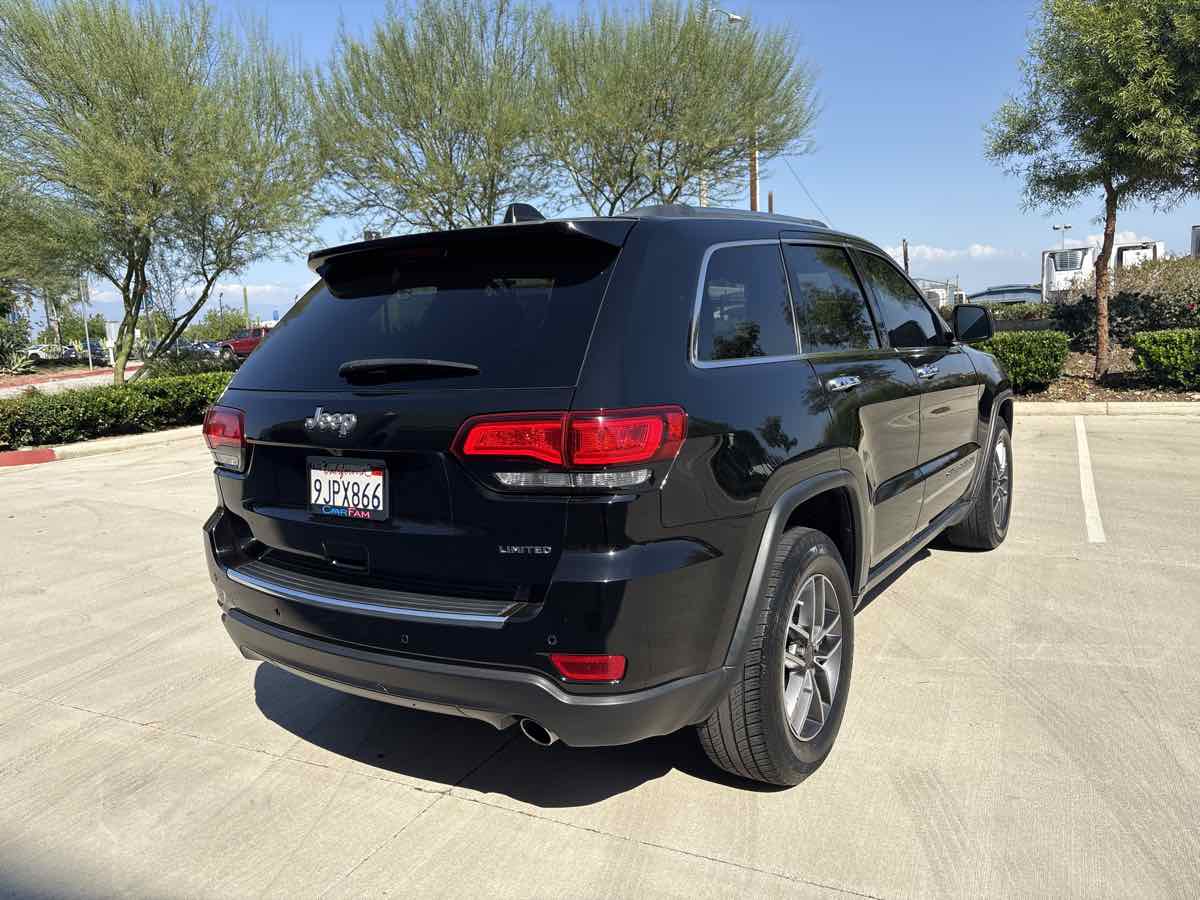 2021 Jeep Grand Cherokee Limited photo 3