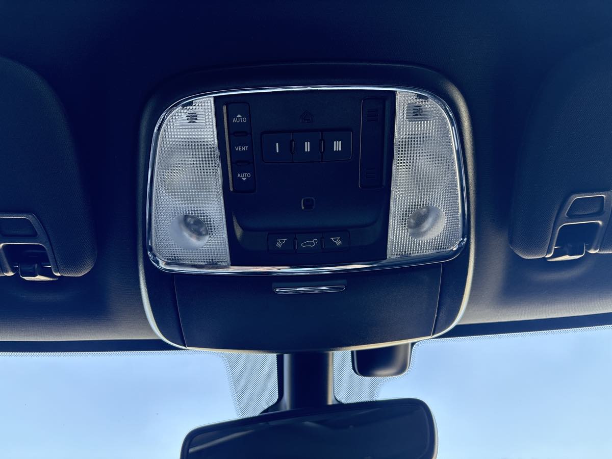 2021 Jeep Grand Cherokee Limited photo 23