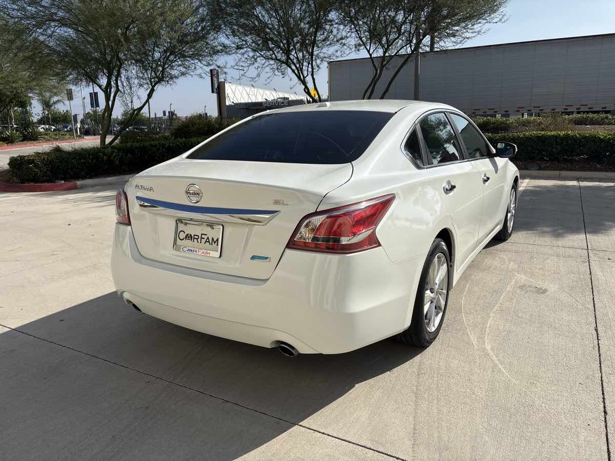 2013 Nissan Altima 2.5 SL photo 4