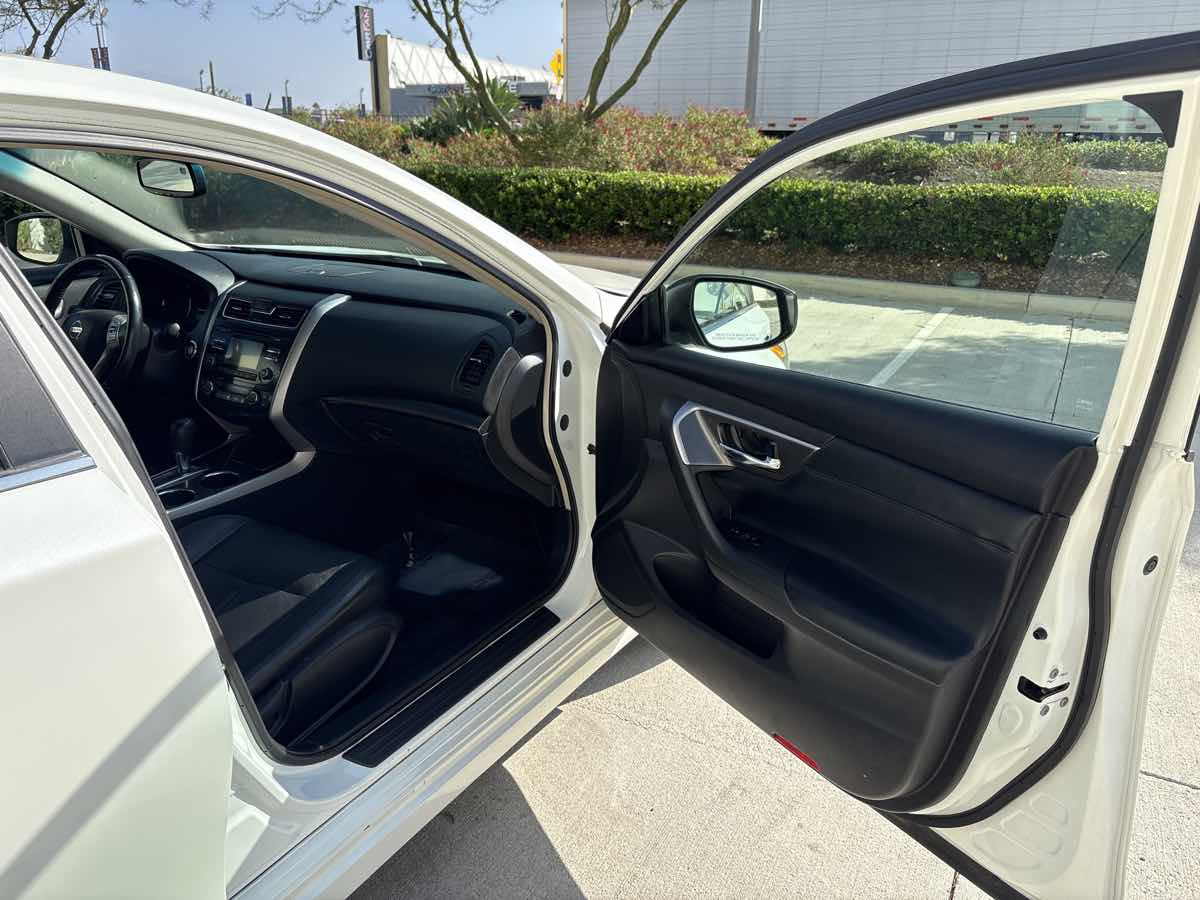 2013 Nissan Altima 2.5 SL photo 13