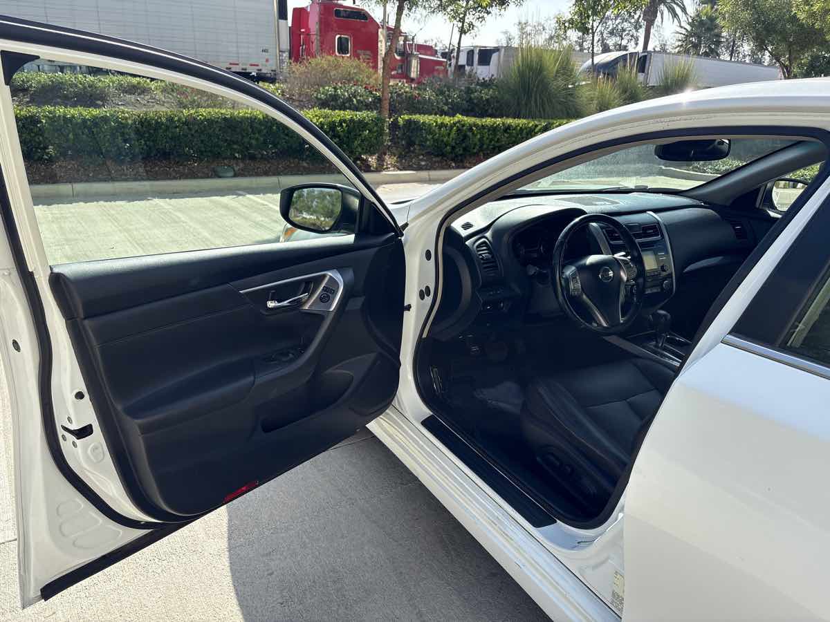 2013 Nissan Altima 2.5 SL photo 15