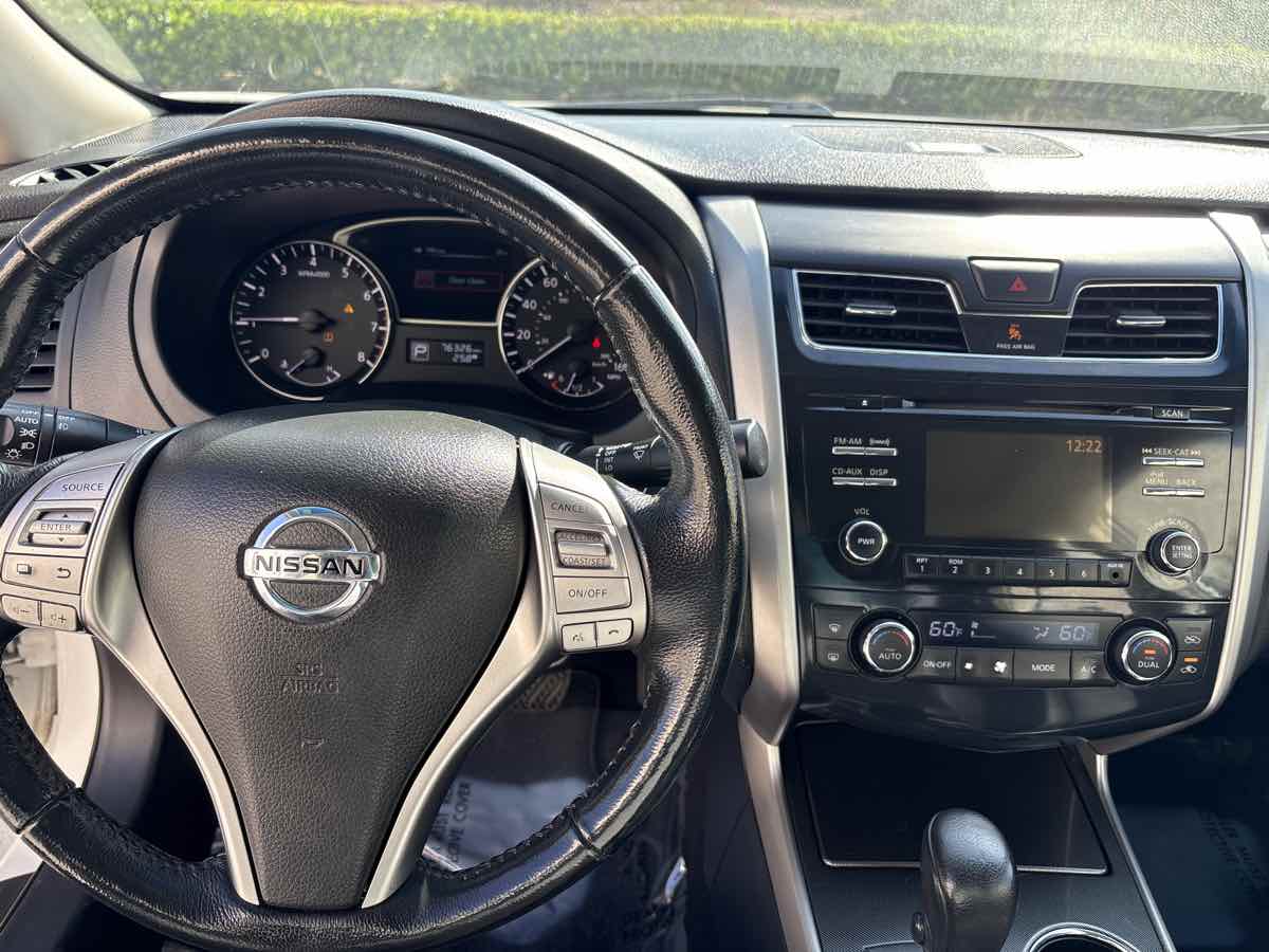 2013 Nissan Altima 2.5 SL photo 17
