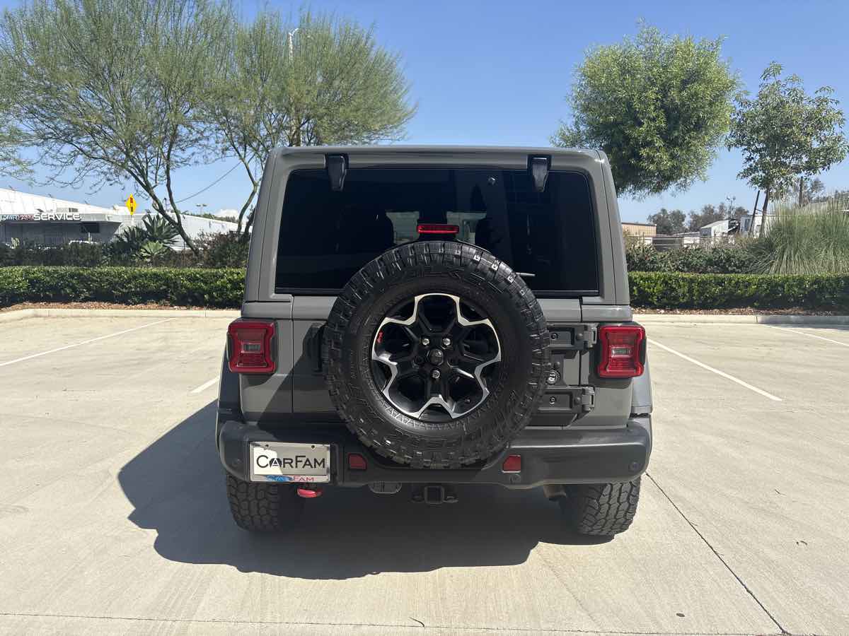 2020 Jeep Wrangler Unlimited Recon photo 3