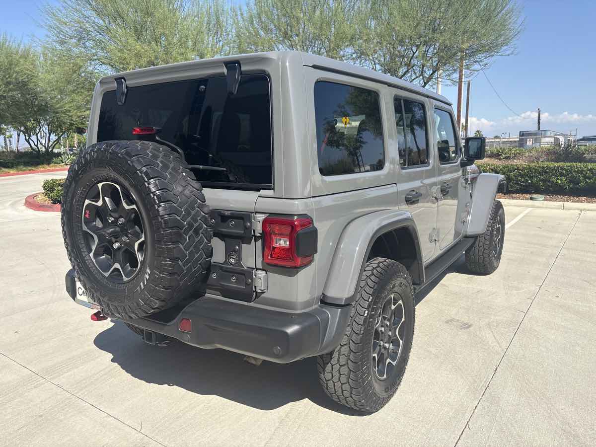 2020 Jeep Wrangler Unlimited Recon photo 4