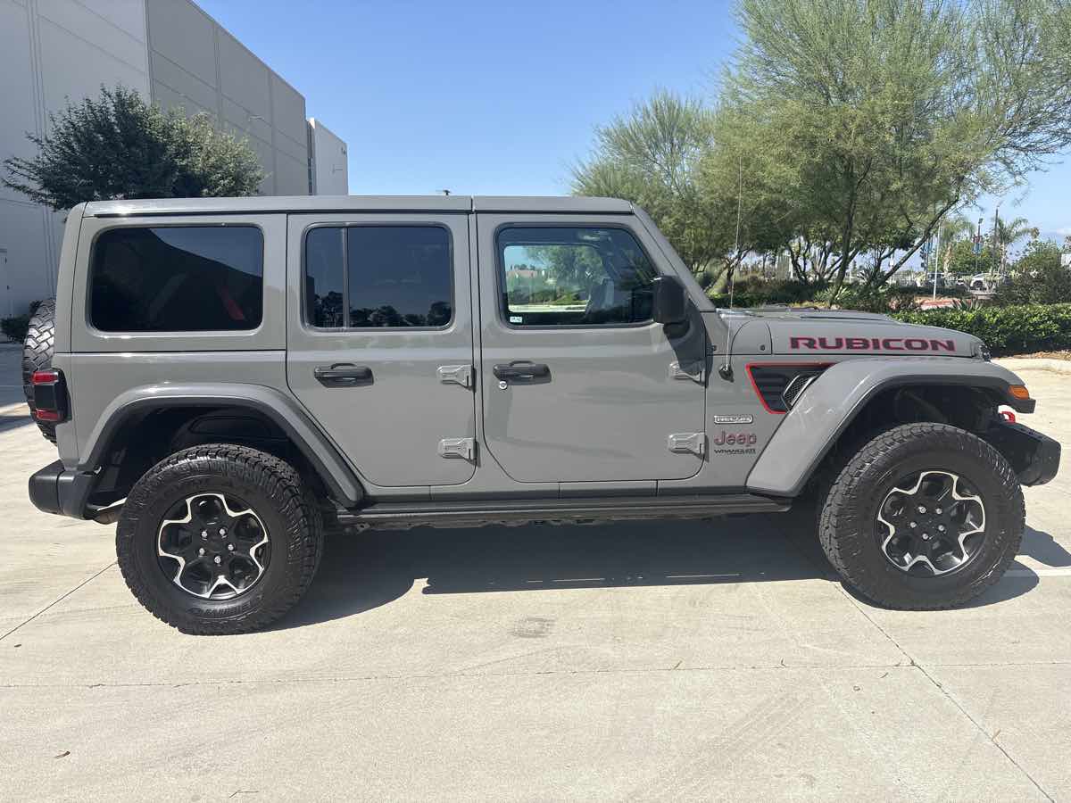 2020 Jeep Wrangler Unlimited Recon photo 5
