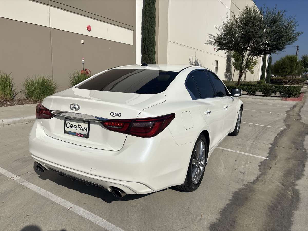 2019 Infiniti Q50 3.0t LUXE photo 3