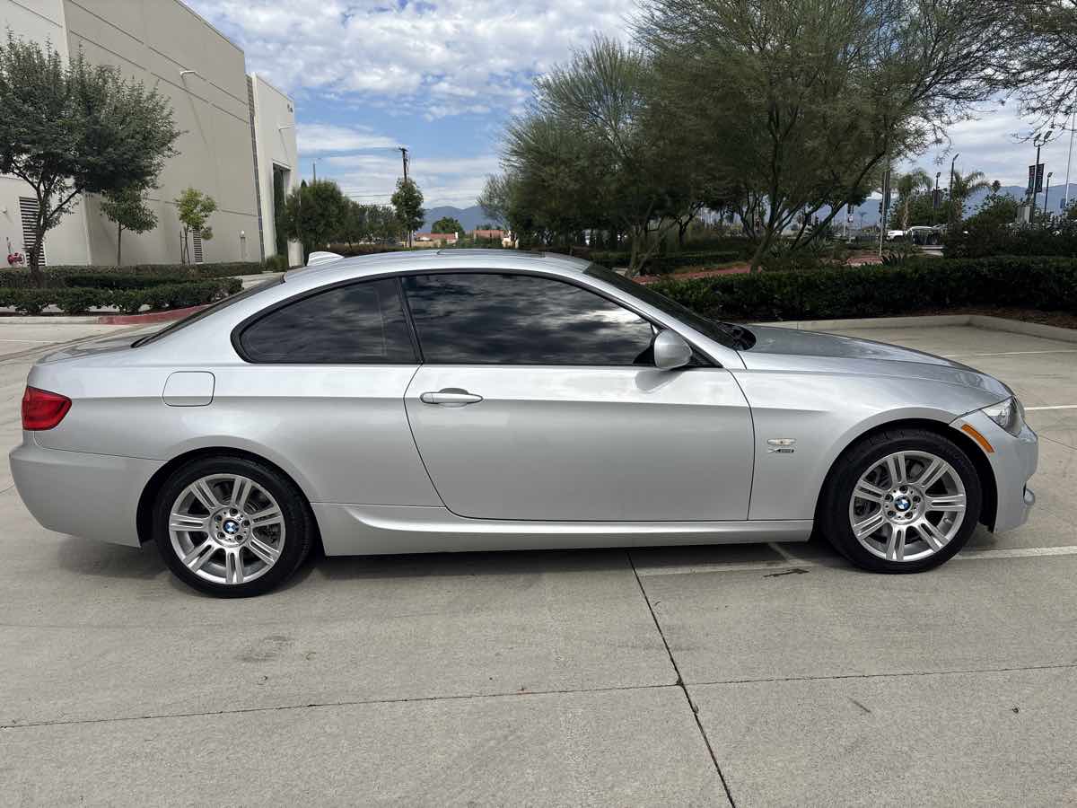 2012 Bmw 335i xDrive photo 2