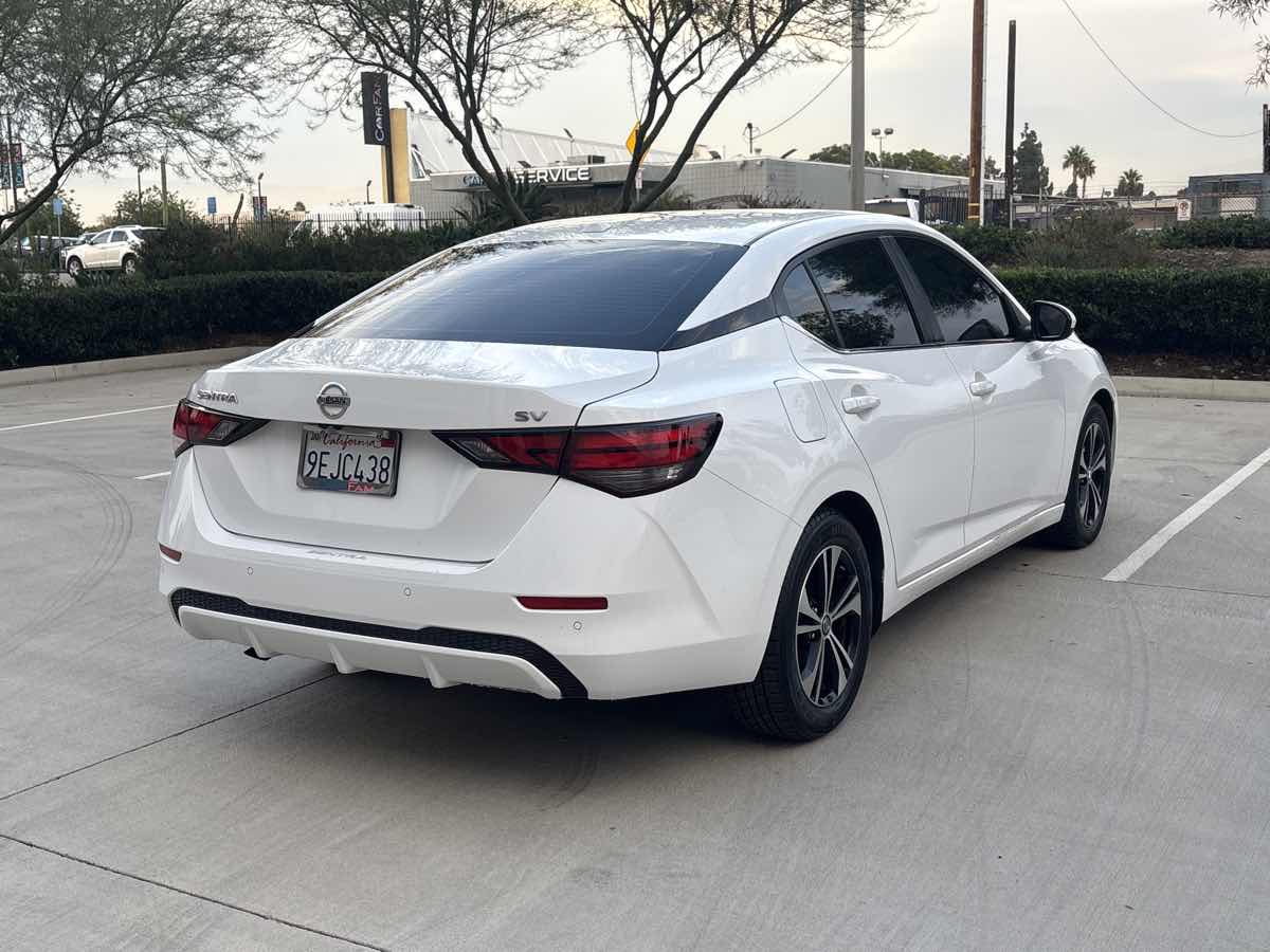 2022 Nissan Sentra SV photo 3