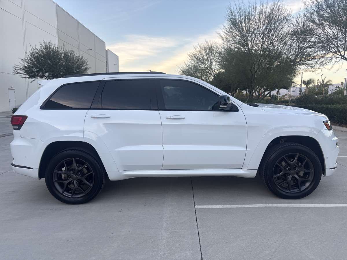 2019 Jeep Grand Cherokee Limited X photo 2