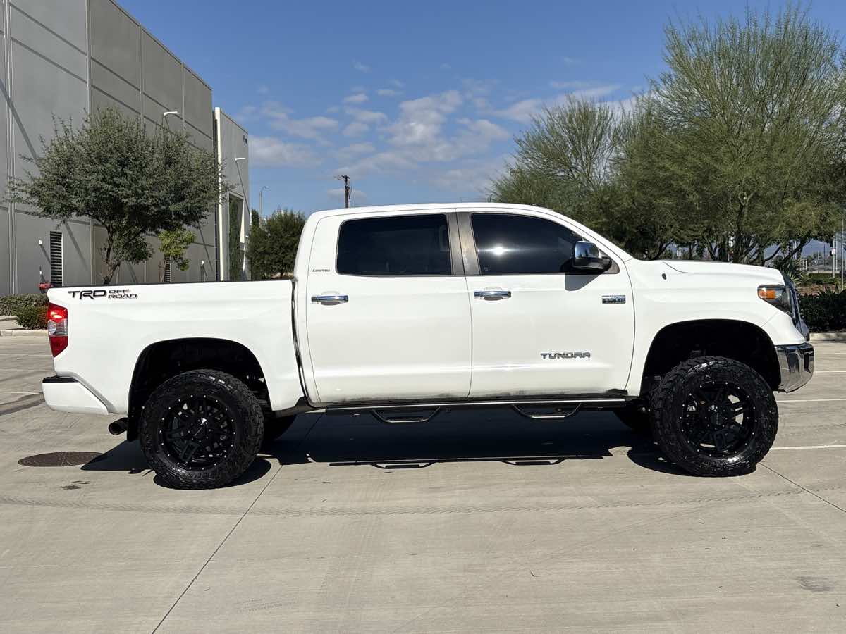 2016 Toyota Tundra Limited photo 2