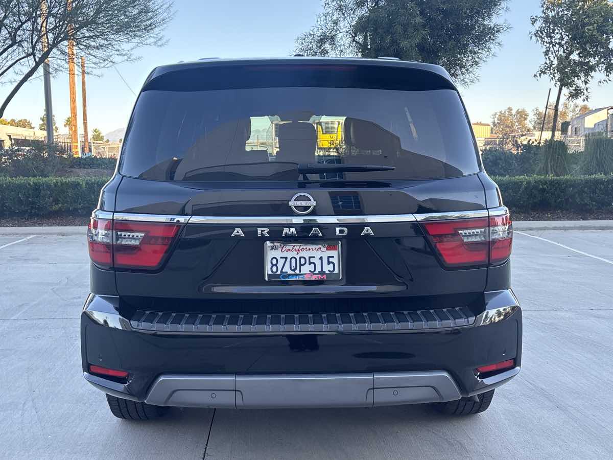 2021 Nissan Armada SV photo 3