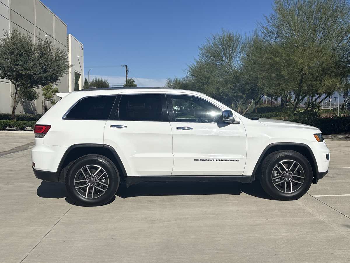 2022 Jeep Grand Cherokee WK Limited - Photo 2
