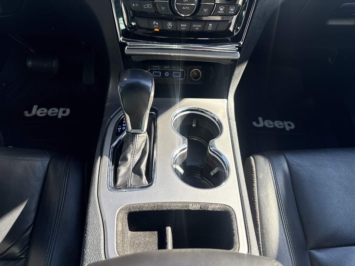 2022 Jeep Grand Cherokee WK Limited - Photo 24