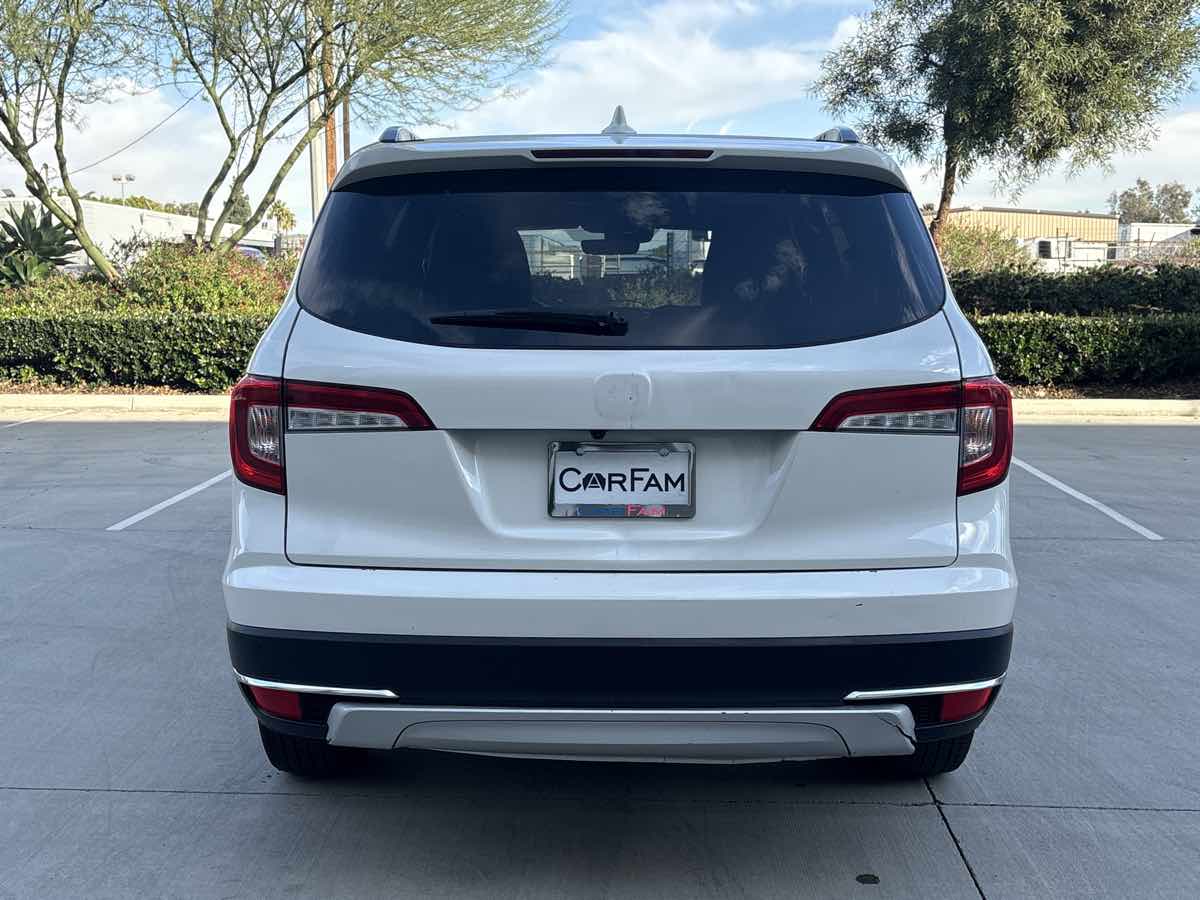 2019 Honda Pilot Touring photo 4