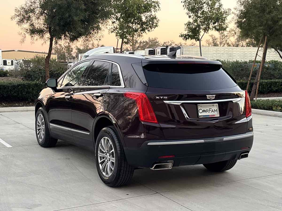 2018 Cadillac XT5 Luxury photo 4