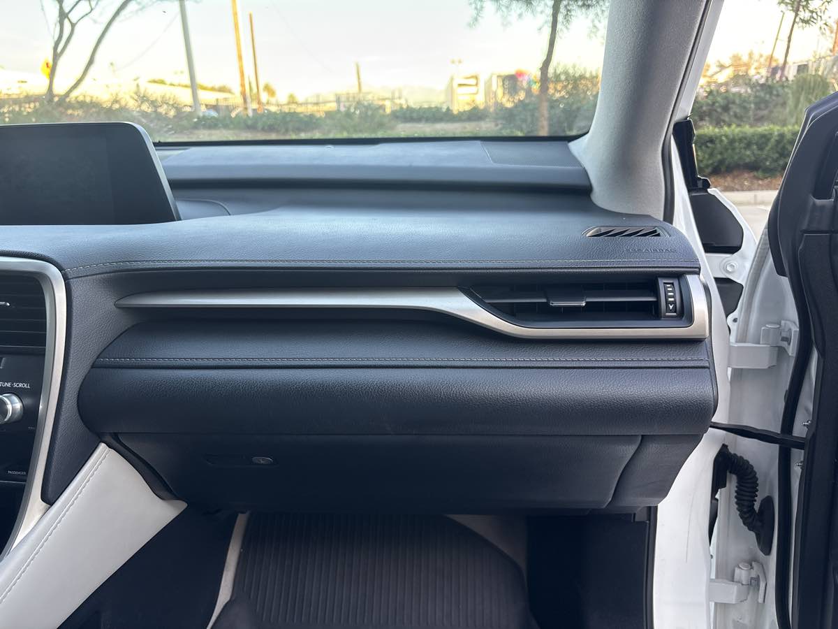 2017 Lexus RX 350 - Photo 19