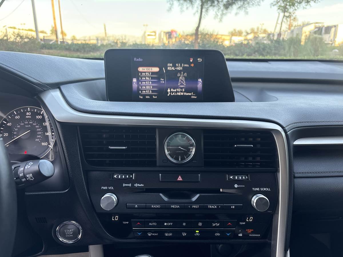 2017 Lexus RX 350 - Photo 25