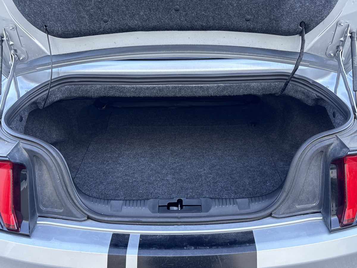 2020 Ford Mustang EcoBoost - Photo 18