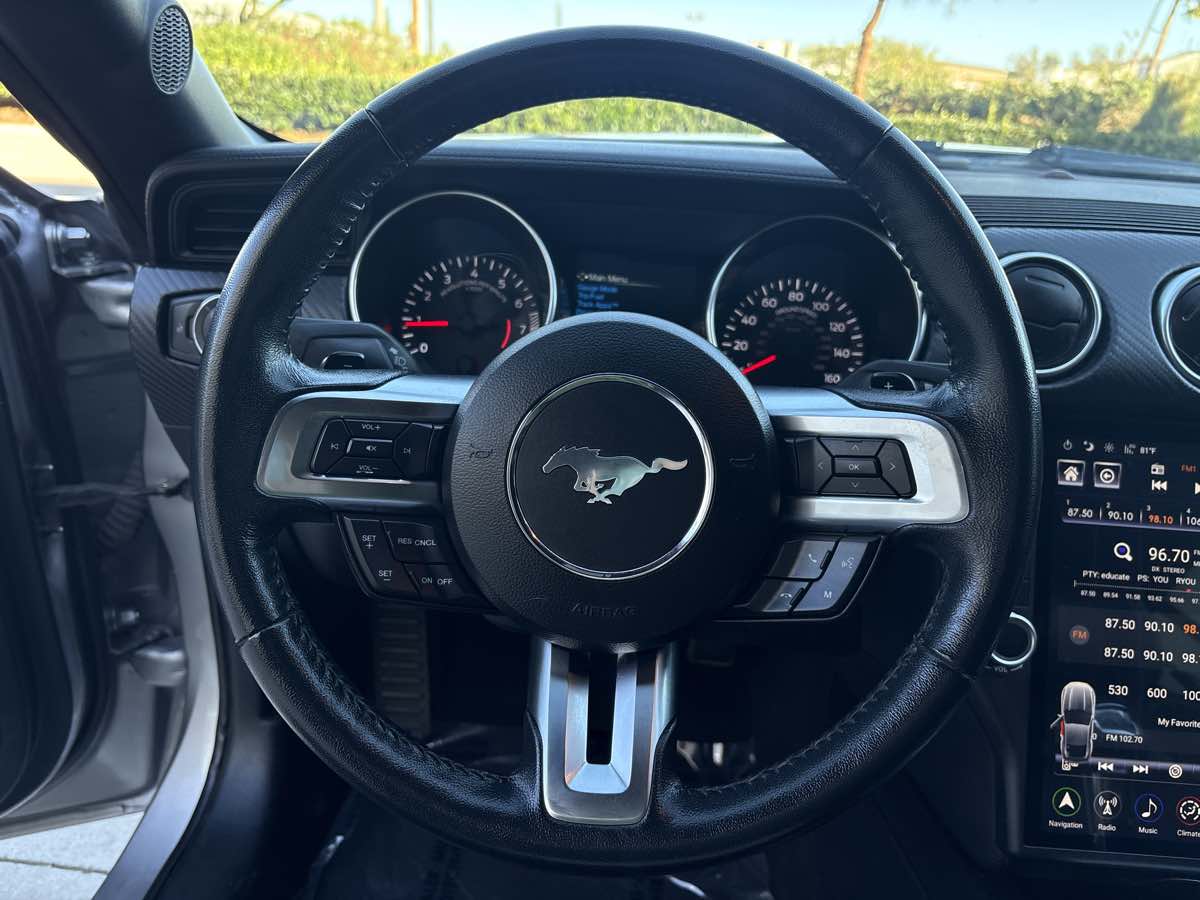 2020 Ford Mustang EcoBoost - Photo 28