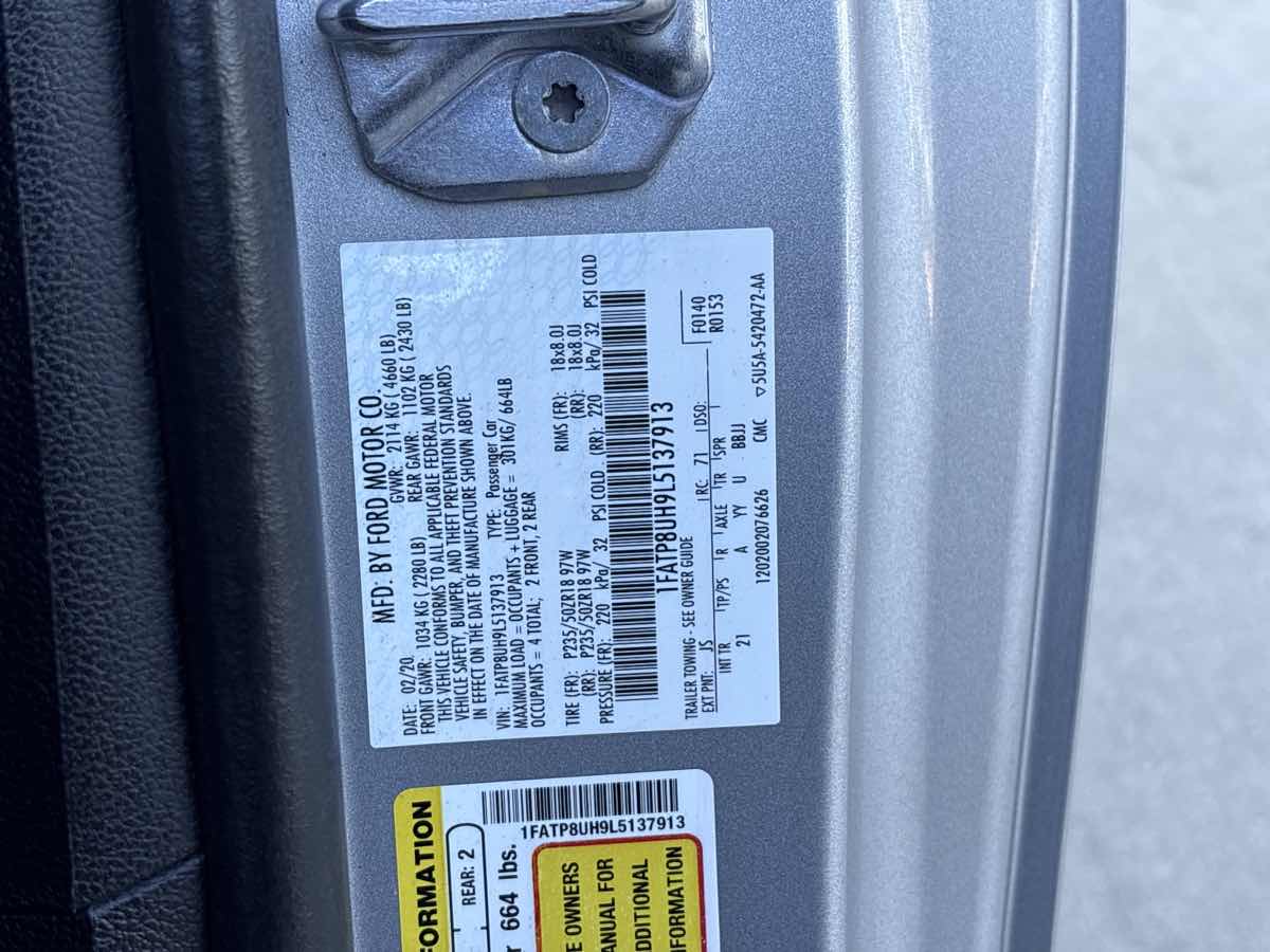 2020 Ford Mustang EcoBoost - Photo 33