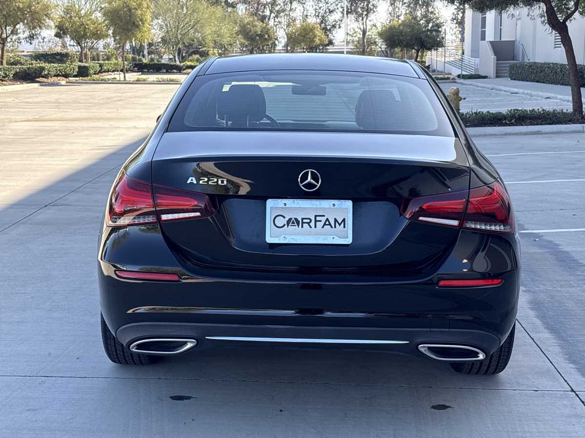 2022 Mercedes-Benz A-Class A220 - Photo 4