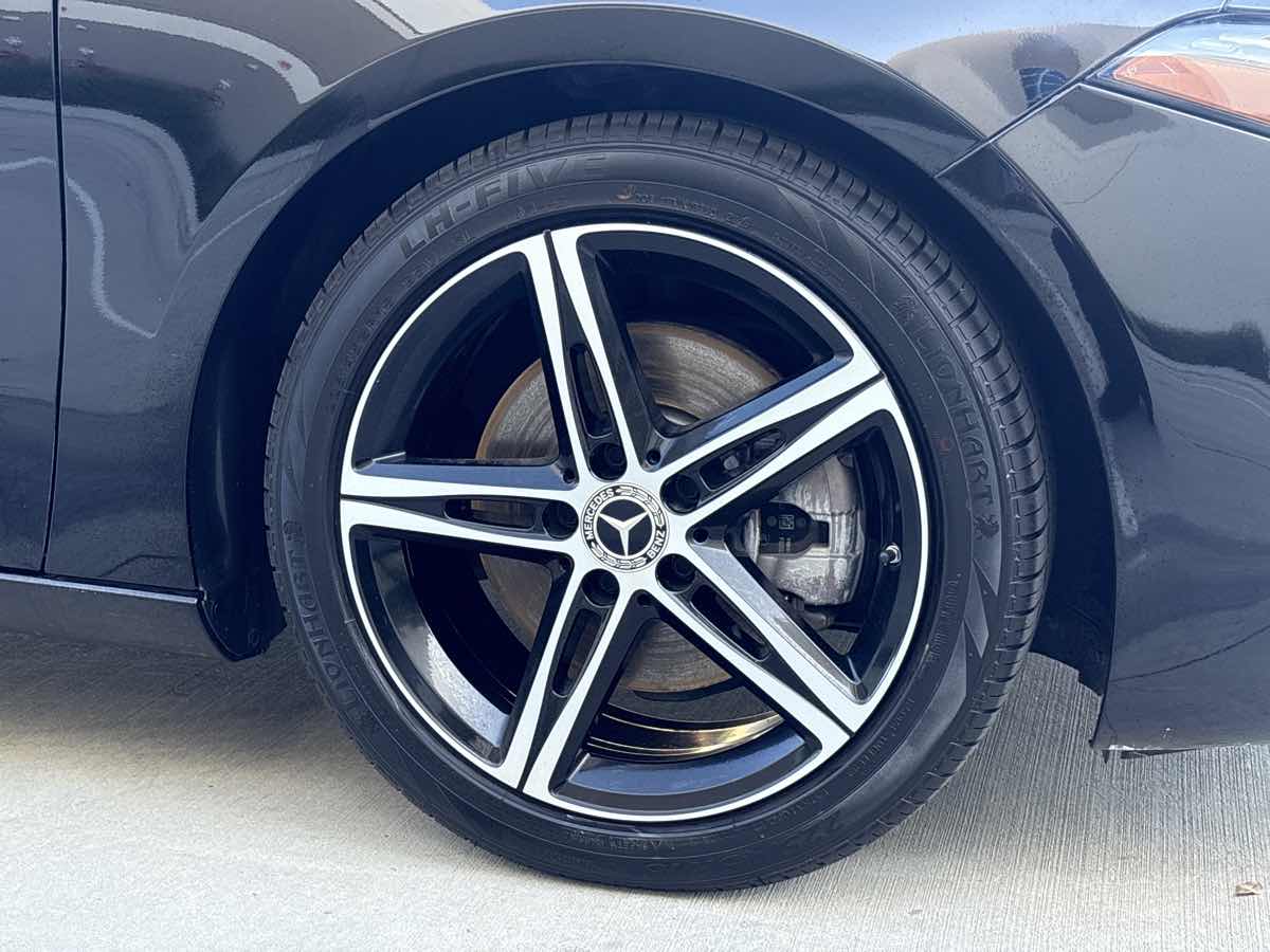 2022 Mercedes-Benz A-Class A220 - Photo 9