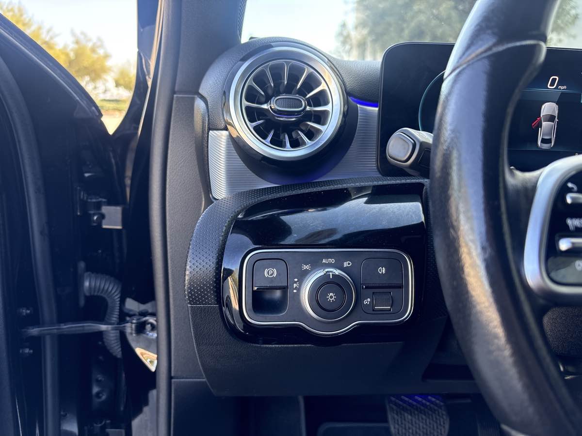 2022 Mercedes-Benz A-Class A220 - Photo 22