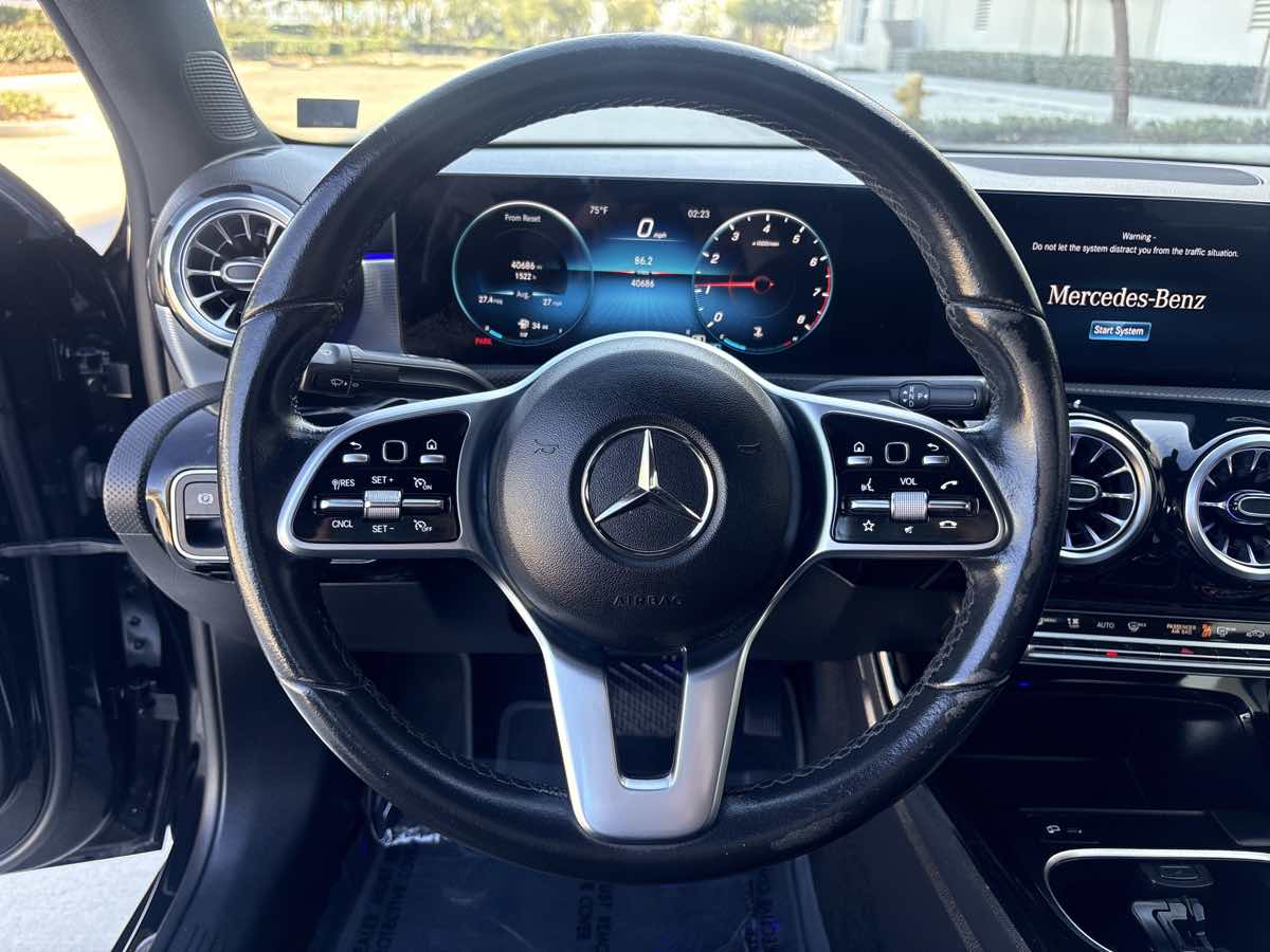 2022 Mercedes-Benz A-Class A220 - Photo 23