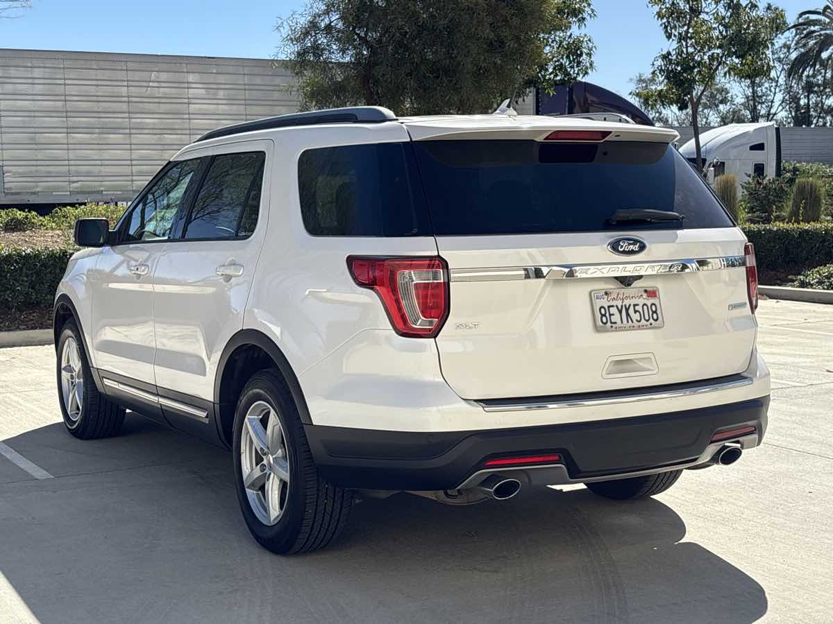 2018 Ford Explorer XLT - Photo 5