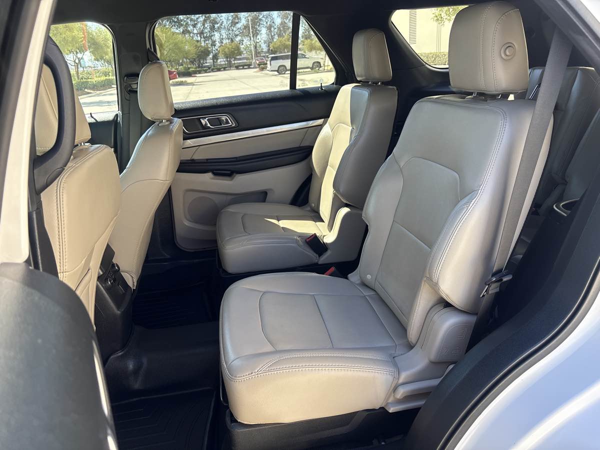 2018 Ford Explorer XLT - Photo 13