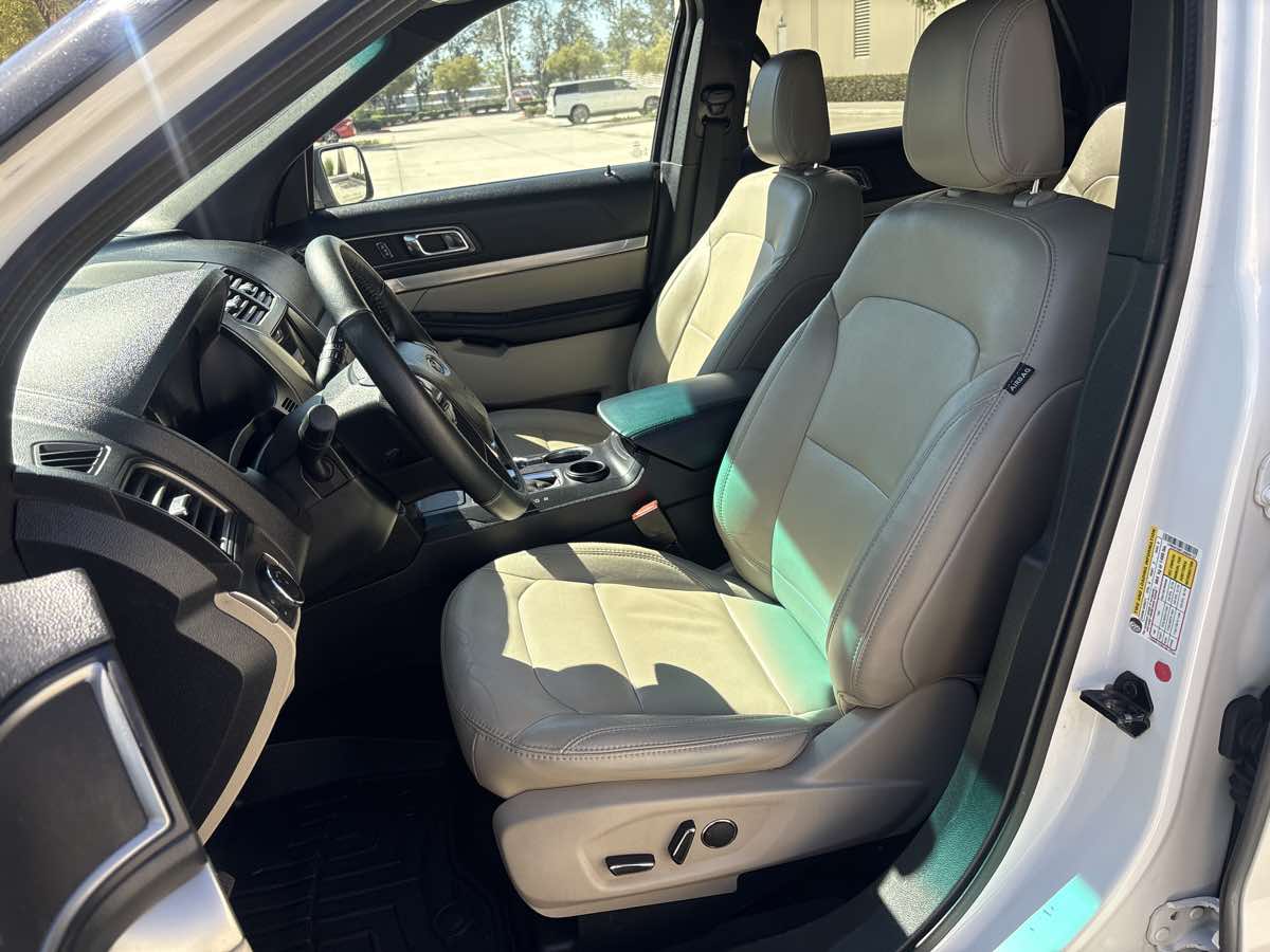 2018 Ford Explorer XLT - Photo 24