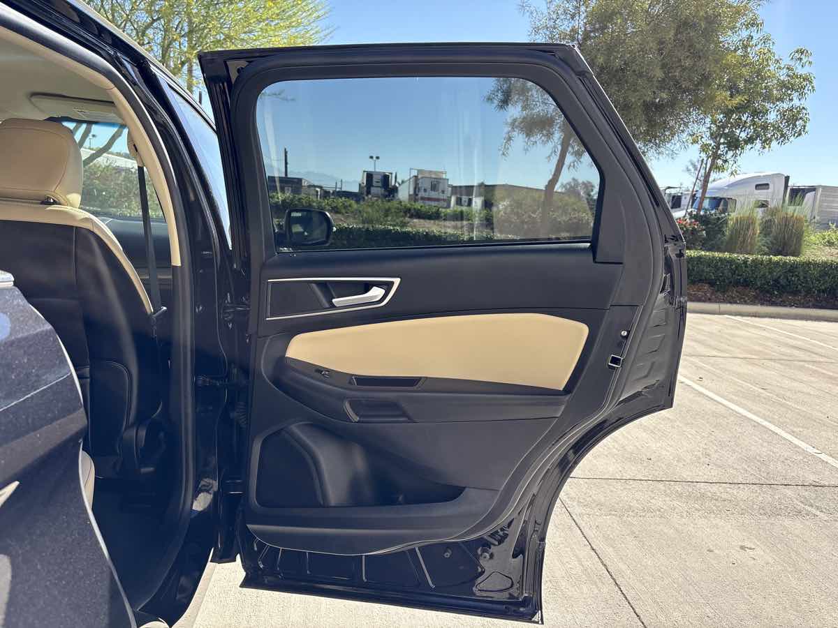 2020 Ford Edge SEL - Photo 14