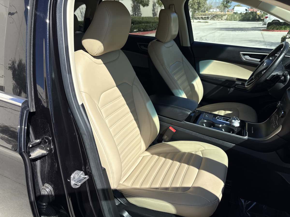 2020 Ford Edge SEL - Photo 17
