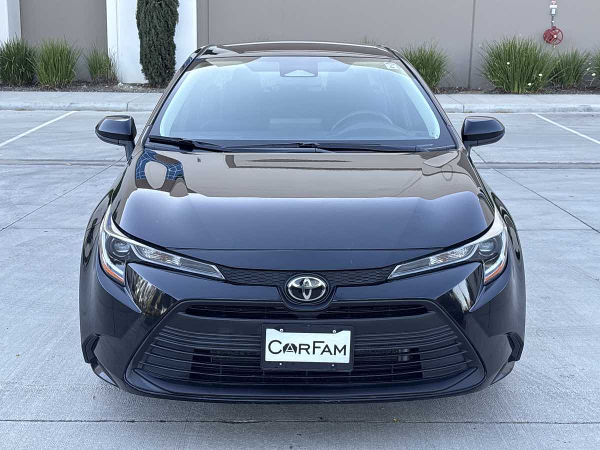 2023 Toyota Corolla LE - Photo 8