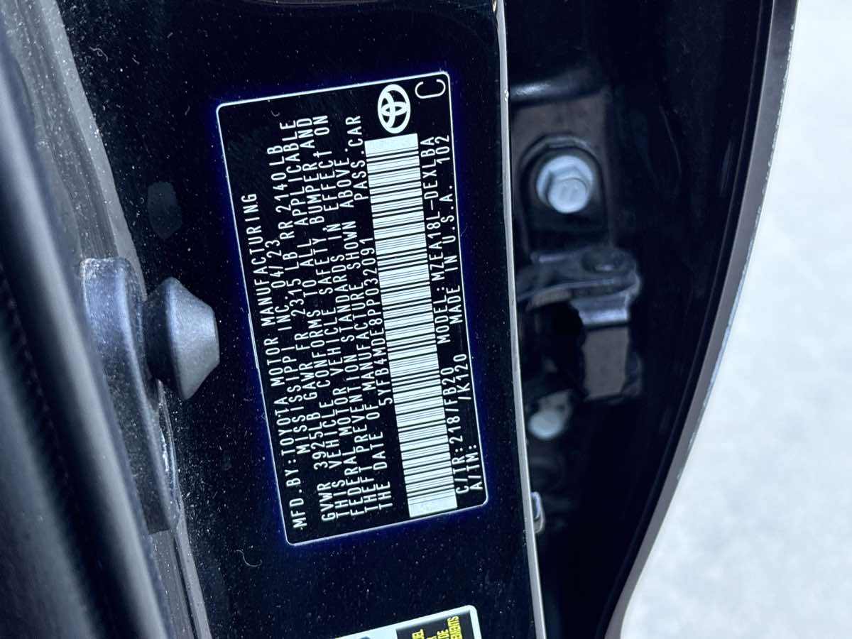 2023 Toyota Corolla LE - Photo 28