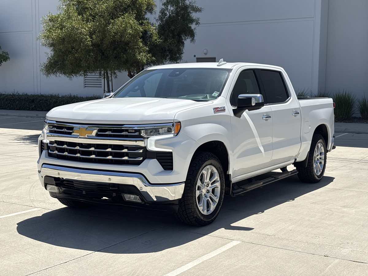 2023 Chevrolet Silverado 1500 LTZ - Photo 7