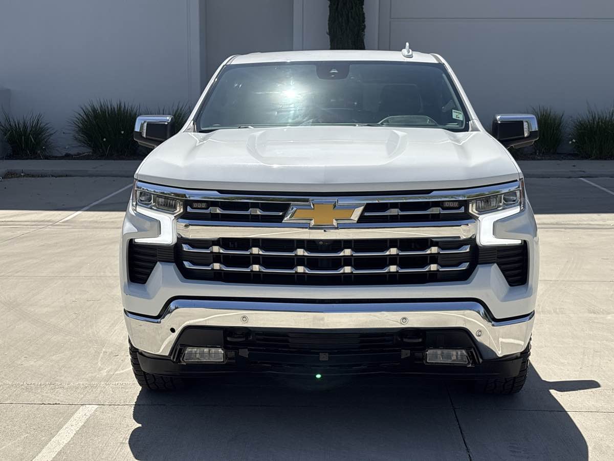 2023 Chevrolet Silverado 1500 LTZ - Photo 8