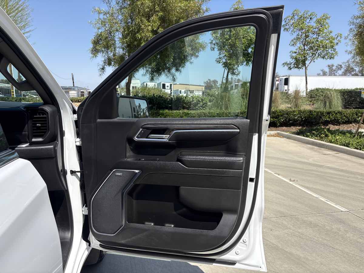 2023 Chevrolet Silverado 1500 LTZ - Photo 16