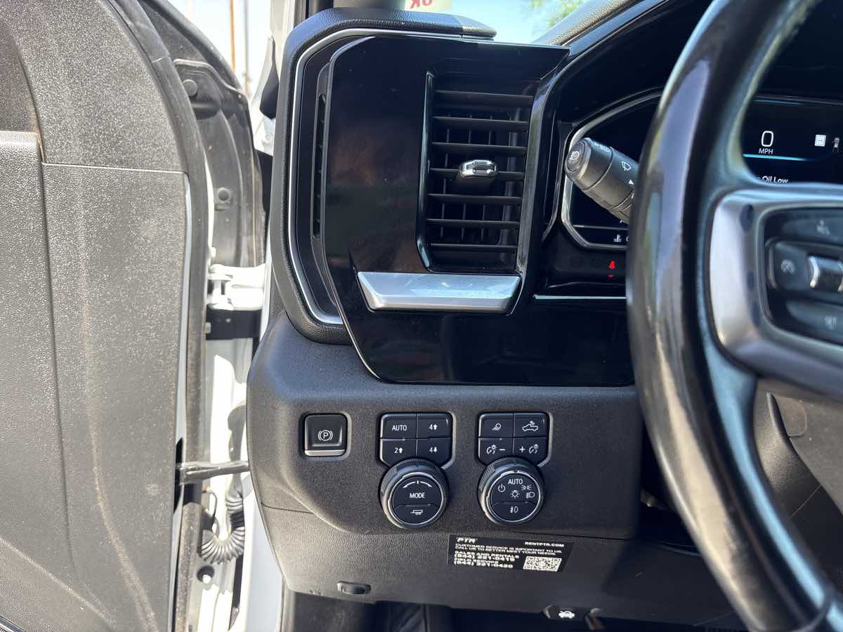 2023 Chevrolet Silverado 1500 LTZ - Photo 21