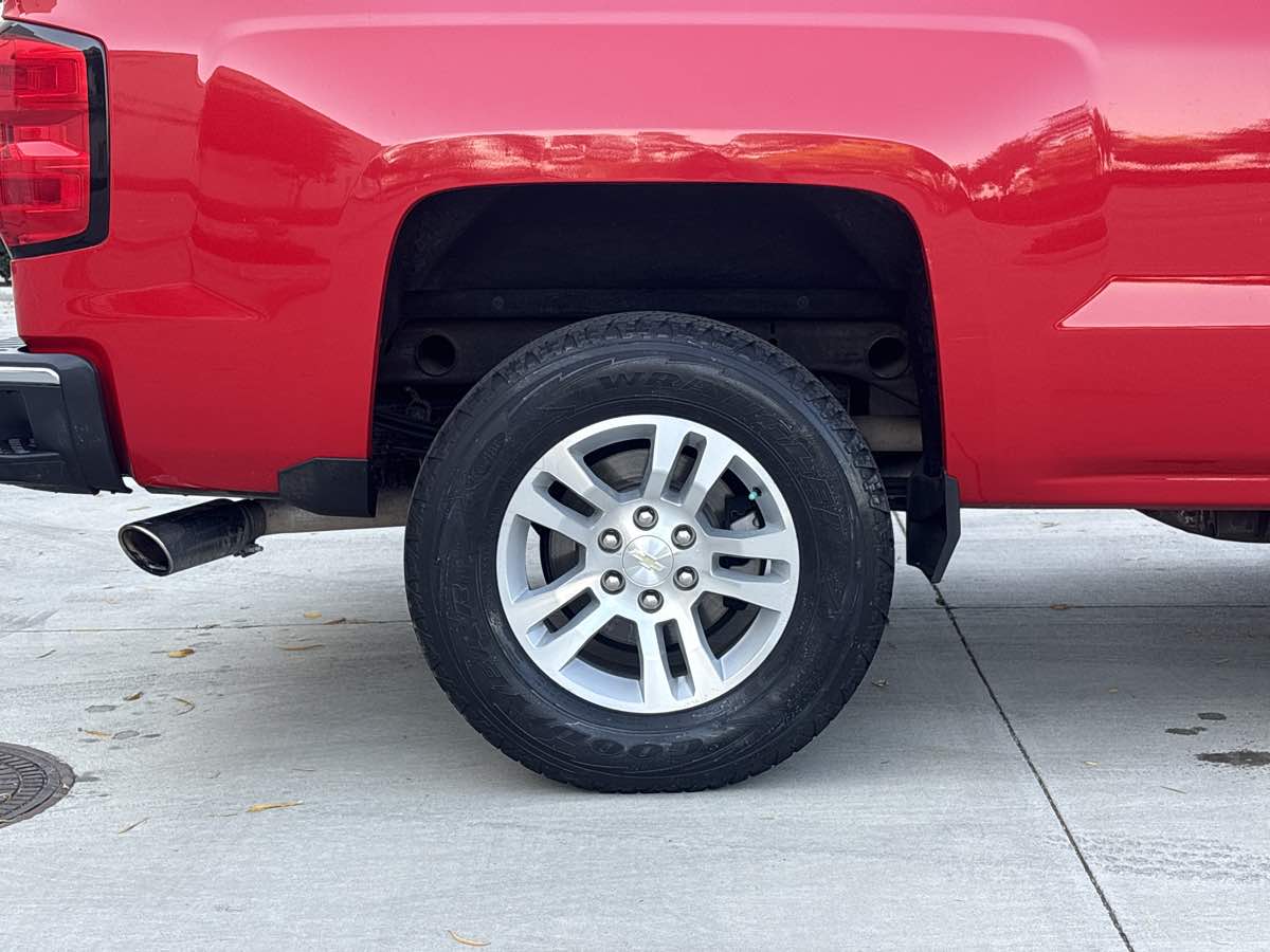 2019 Chevrolet Silverado 1500 LD LT - Photo 9