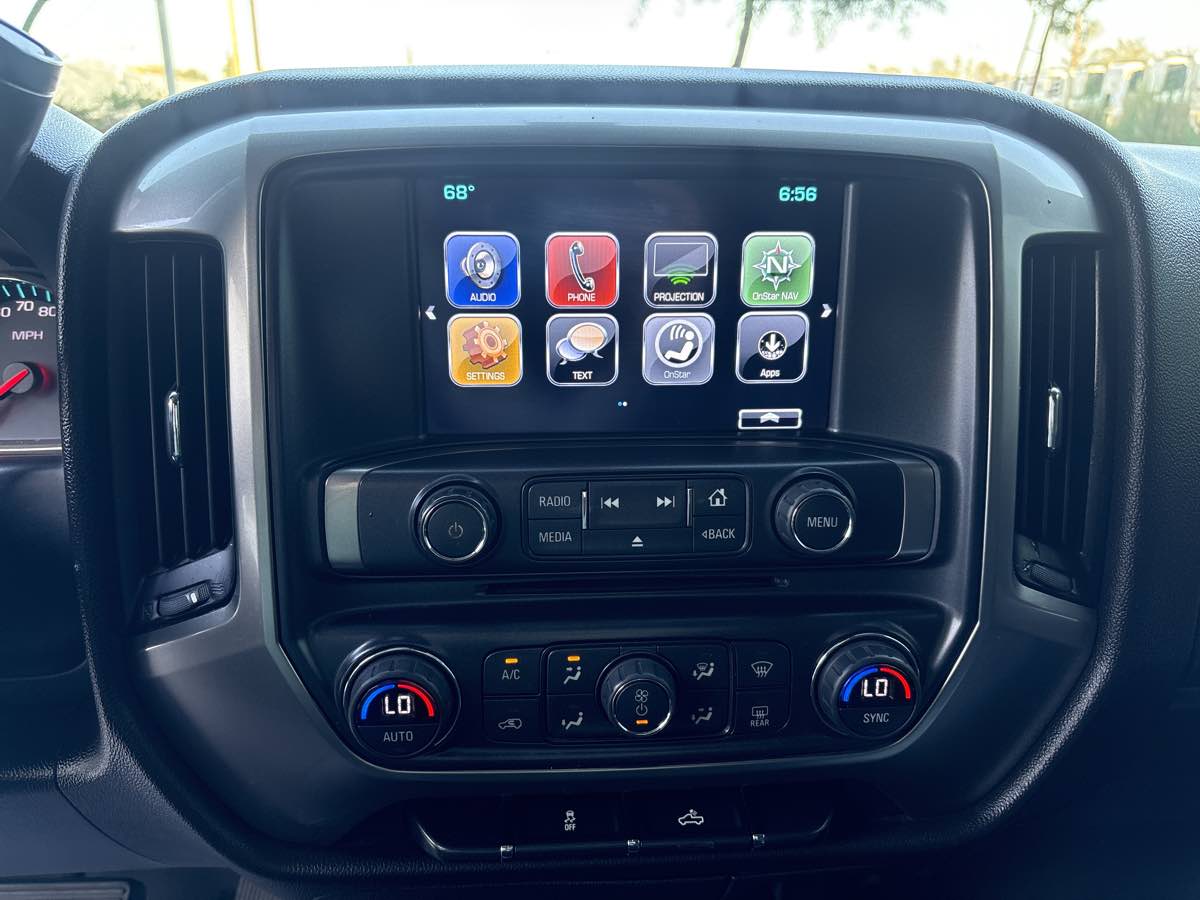 2019 Chevrolet Silverado 1500 LD LT - Photo 26