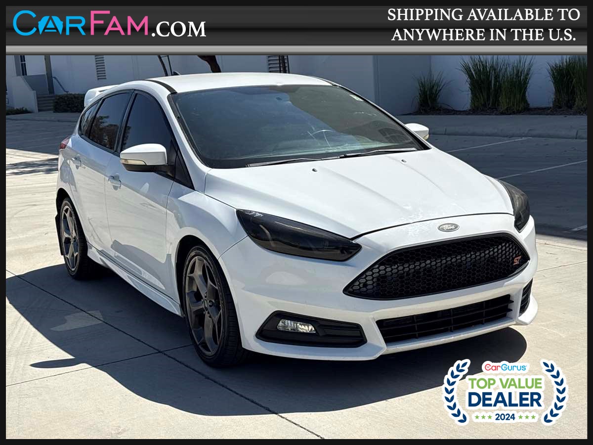 2018 Ford Focus Hatch ST's photo