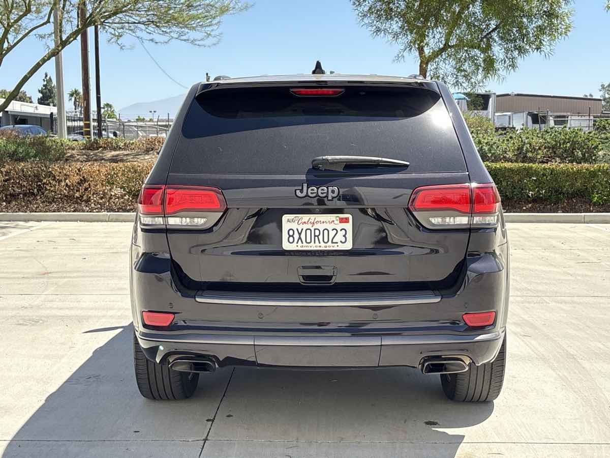 Photo 4 of this Jeep Grand Cherokee
