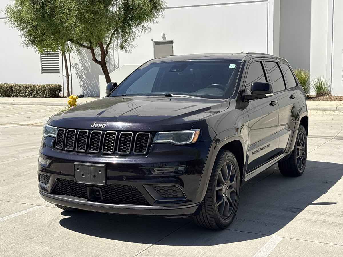 Photo 7 of this Jeep Grand Cherokee
